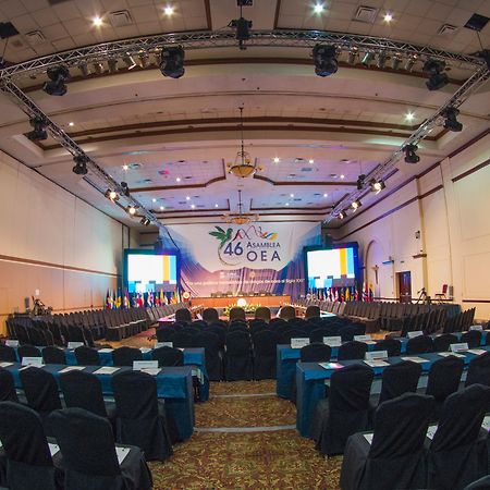 Готель The Westin Camino Real, Guatemala Екстер'єр фото